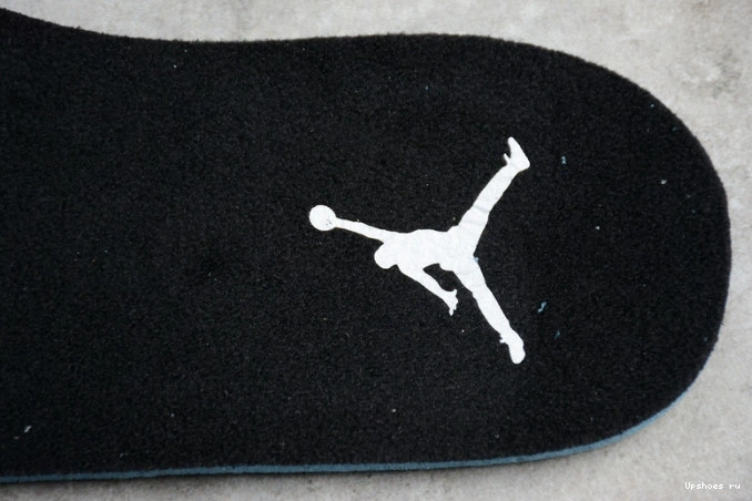 11 Low 528895-010 Retro Jordan  Barons 0731